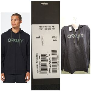 MSRP$70 NEW WITH TAGS Oakley Hooded Zip Up With Pouch Size Large